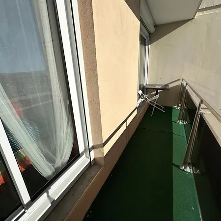 Les Meubles Les Domes Du Parc Lägenhet