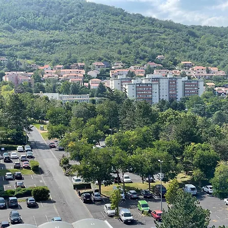 Les Meubles Les Domes Du Parc דירה *