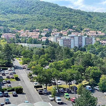 Les Meubles Les Domes Du Parc 克莱蒙费朗