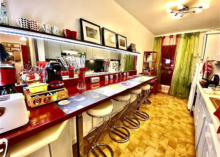 Les Meubles Les Domes Du Parc *