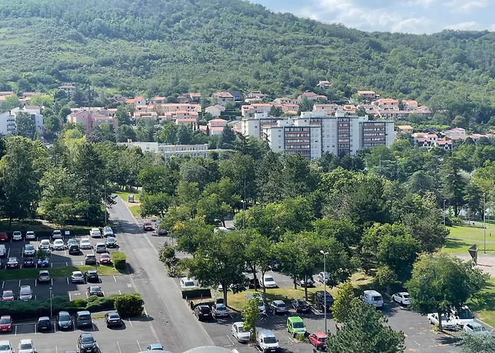 Les Meubles Les Domes Du Parc Apartment *